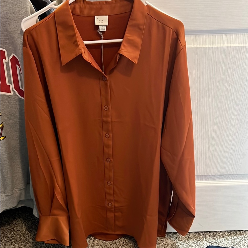 Women’s Rust Orange Shirt